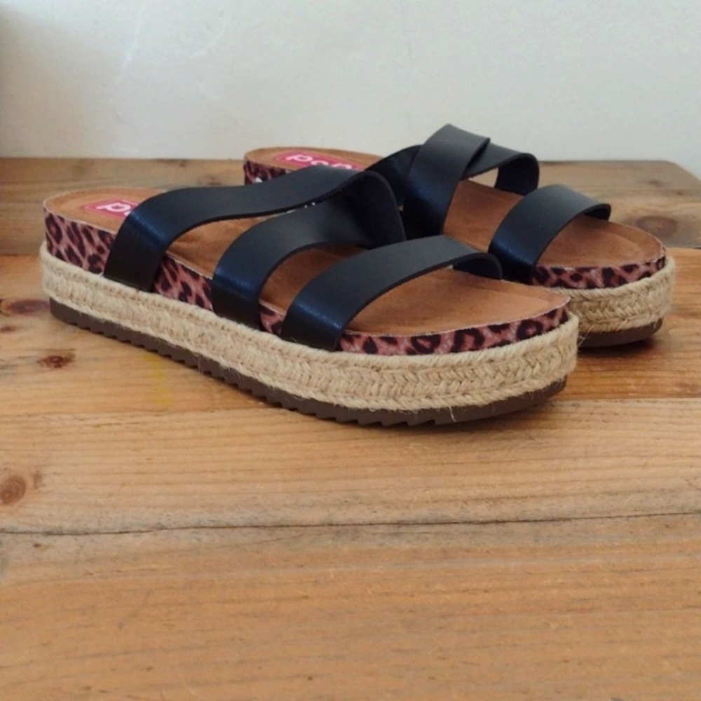 POP Fanatic Black Platform Espadrille Flat Open Toe Sandals NWT Size 9.5